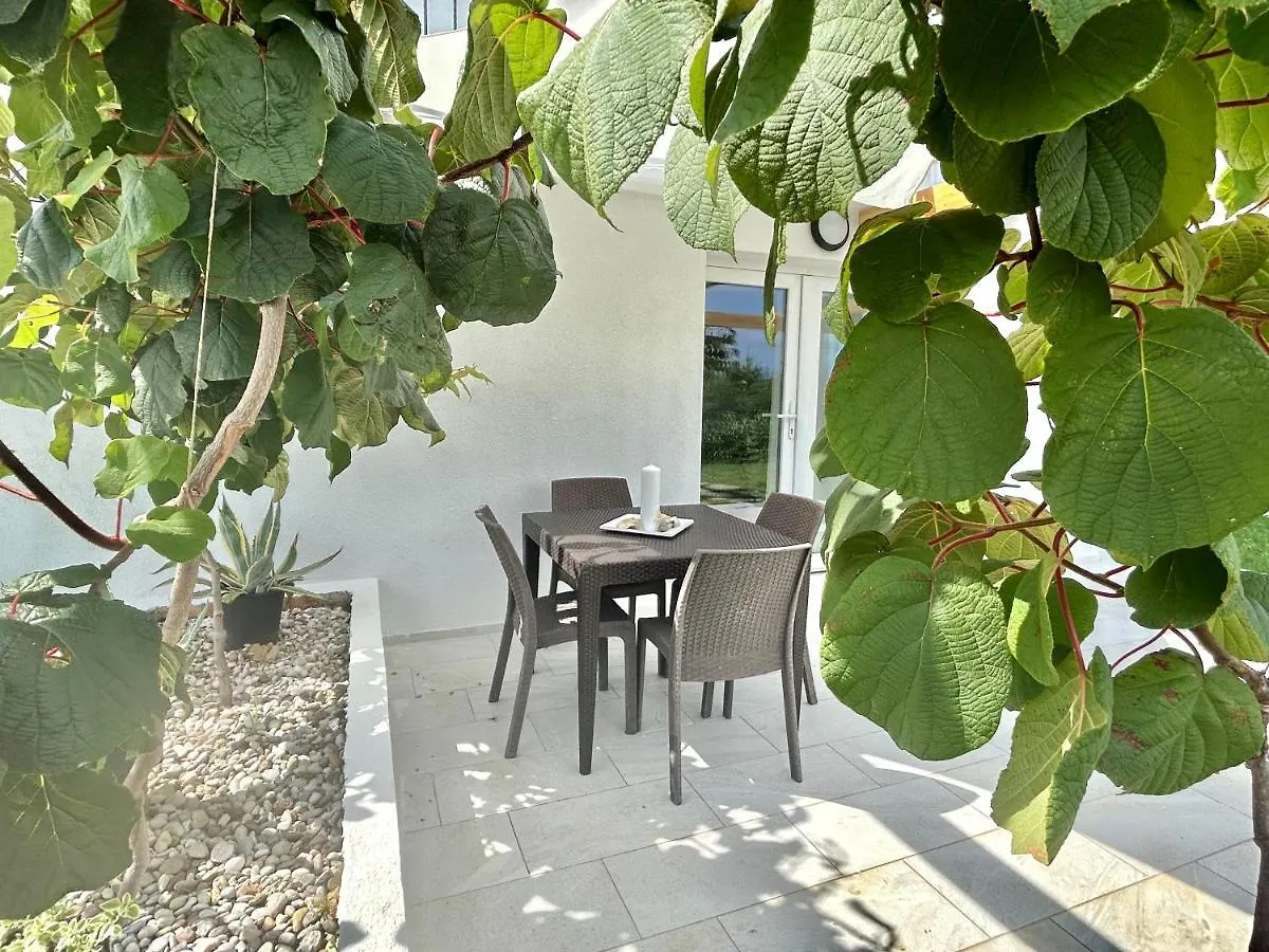 Villa Palma Lovran 0*,